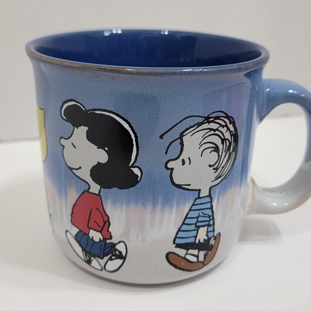NEW PEANUTS‎ SNOOPY & THE Whole GANG COFFEE Tea MUG 21 OZ Blue White Tie Dye - Picture 2 of 6